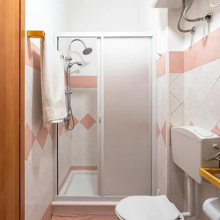 Il Cappello Sulle 23 3* Avola