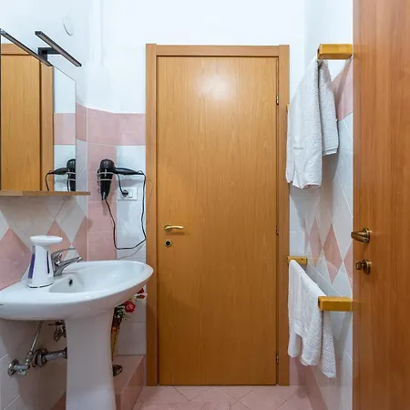 Il Cappello Sulle 23 3*