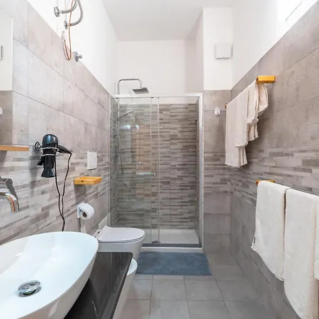 Il Cappello Sulle 23 Pensjonat Avola